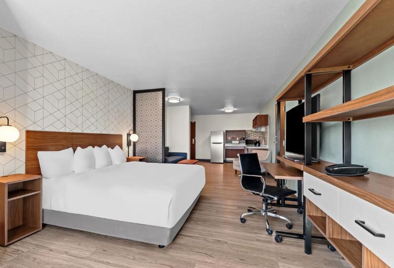 Everhome Suites Waco image