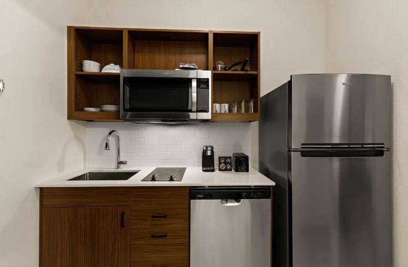 Everhome Suites Yuma East I-8 image