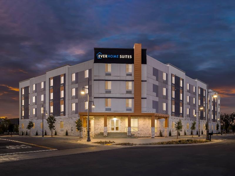 Everhome Suites Temecula image