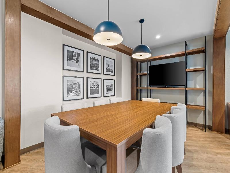 Everhome Suites Temecula image