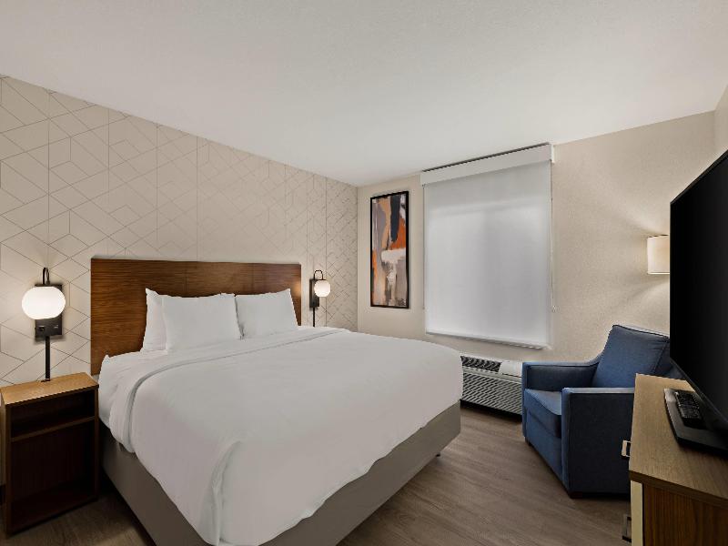 Everhome Suites Temecula image