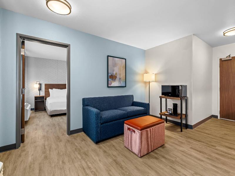 Everhome Suites Temecula image