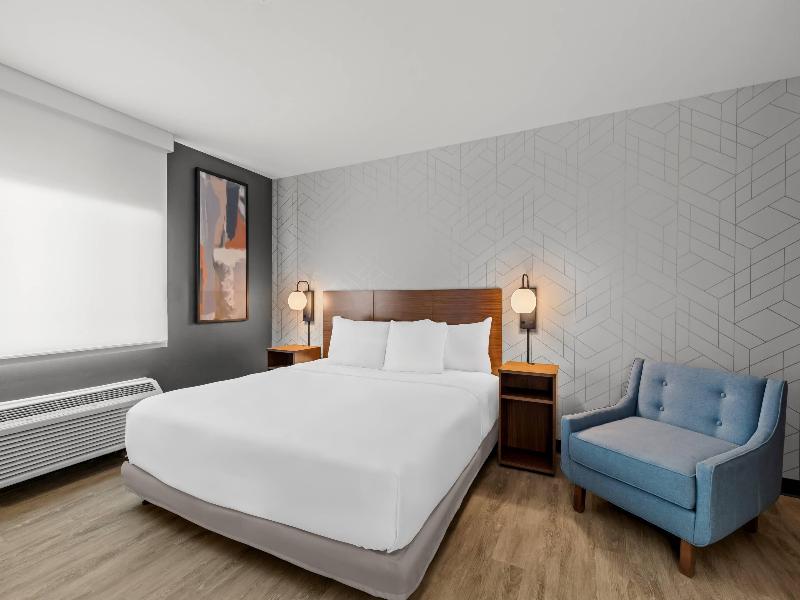 Everhome Suites Temecula image