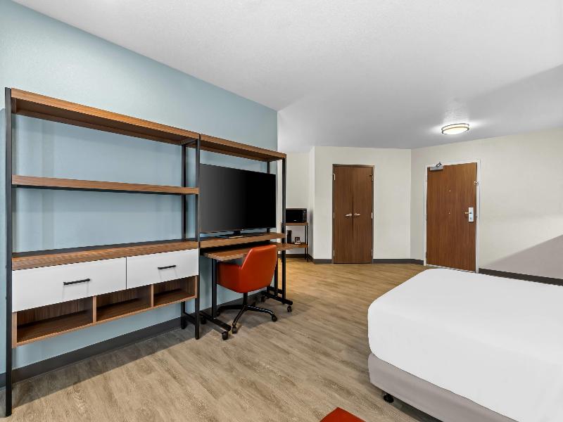 Everhome Suites Temecula image