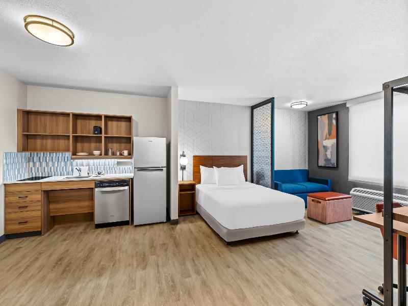 Everhome Suites Temecula image