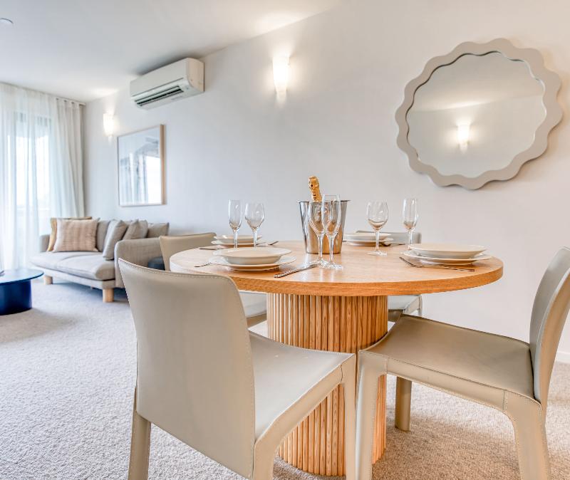 Oaks Vue Suites Geelong image
