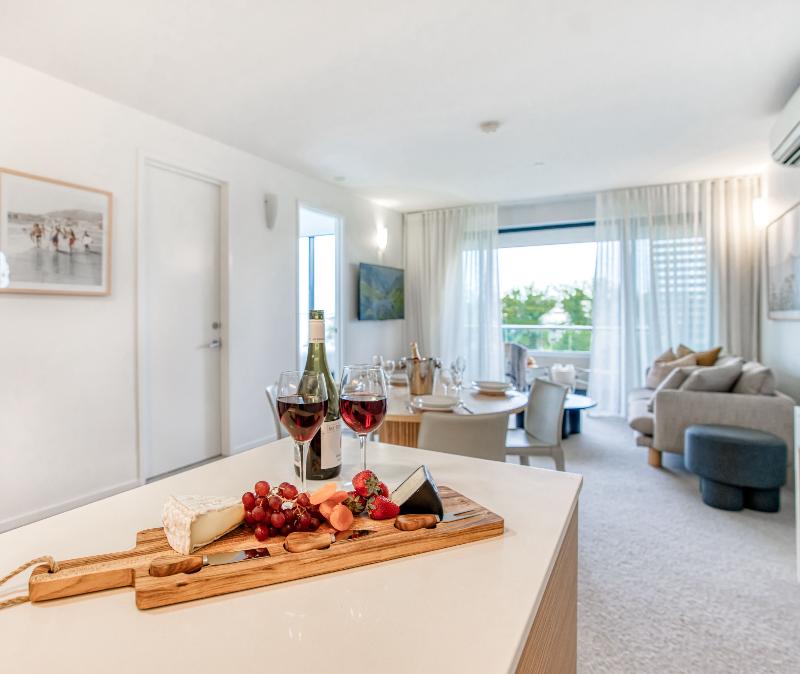 Oaks Vue Suites Geelong image