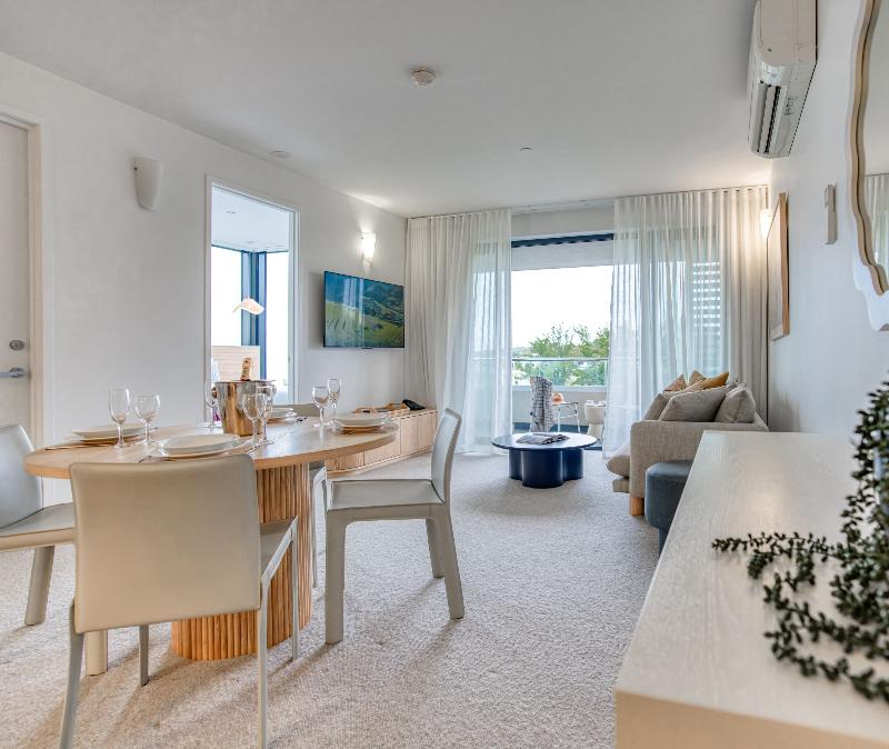 Oaks Vue Suites Geelong image