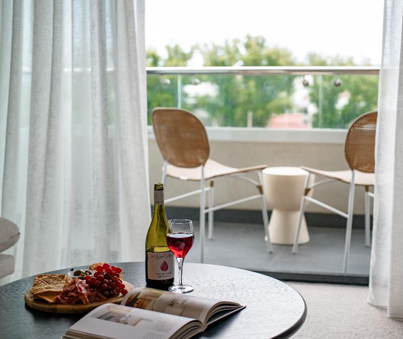 Oaks Vue Suites Geelong image