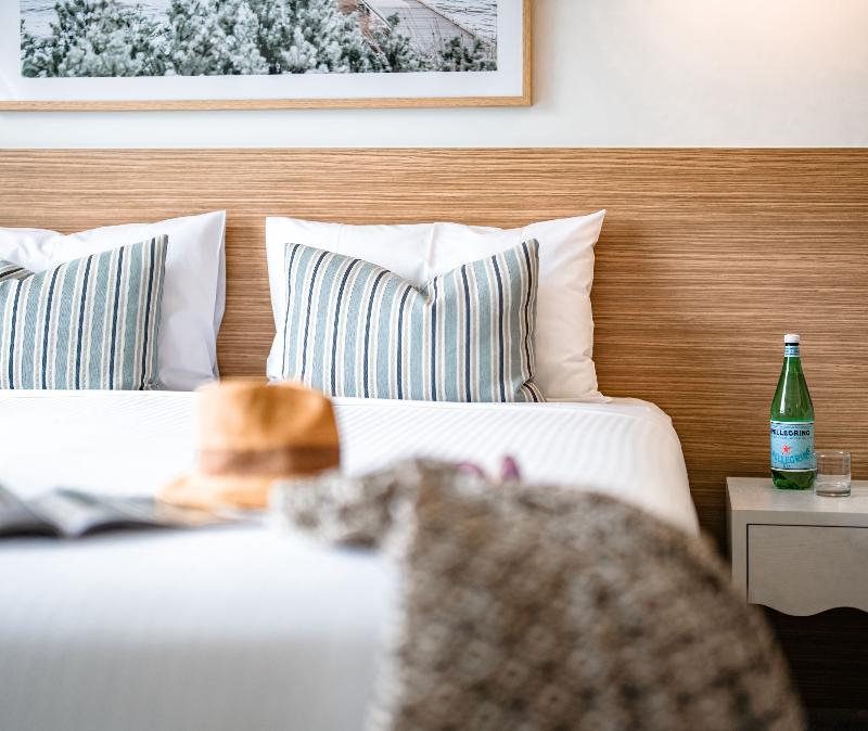 Oaks Vue Suites Geelong image