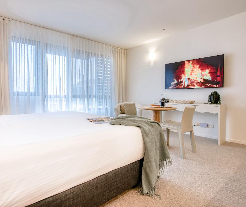 Oaks Vue Suites Geelong image