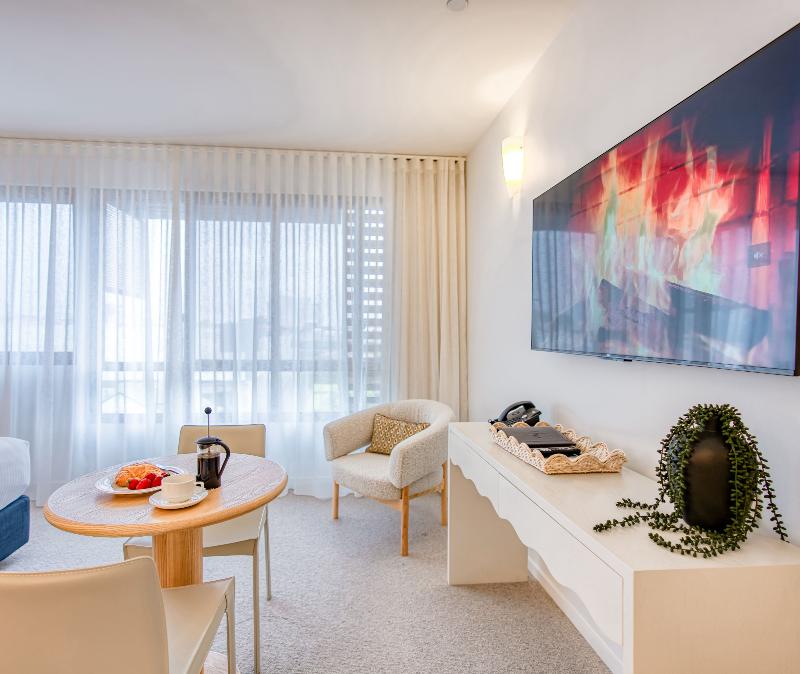 Oaks Vue Suites Geelong image