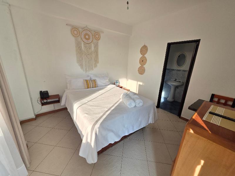 Matrimonial Suite Queen Bed Pool View (2 adults)