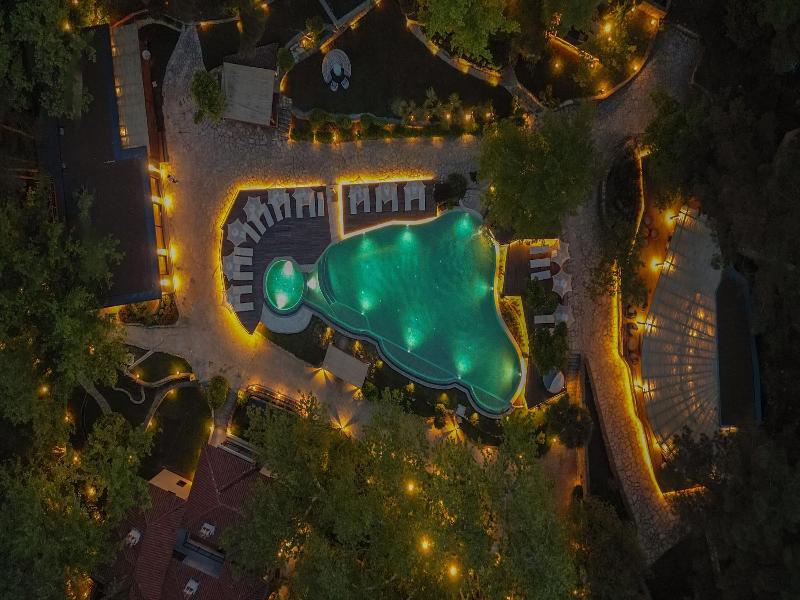 Nuup Hotel image