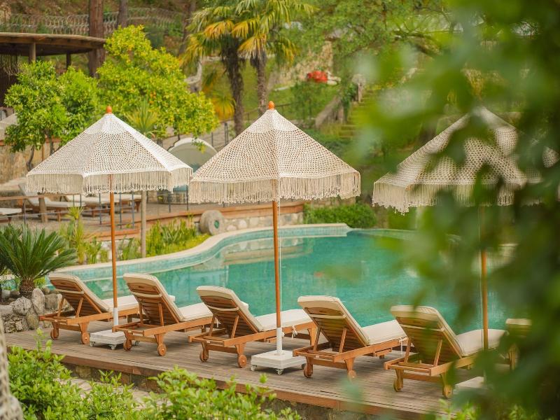 Nuup Hotel image