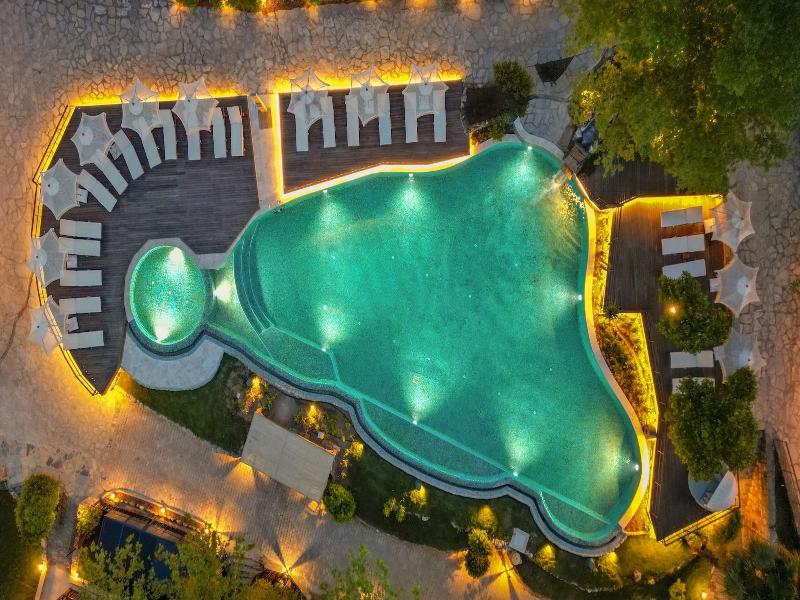 Nuup Hotel image