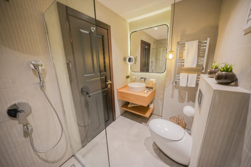Nuup Hotel image