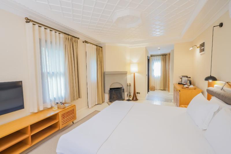 Nuup Hotel image