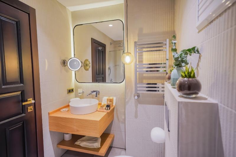 Nuup Hotel image