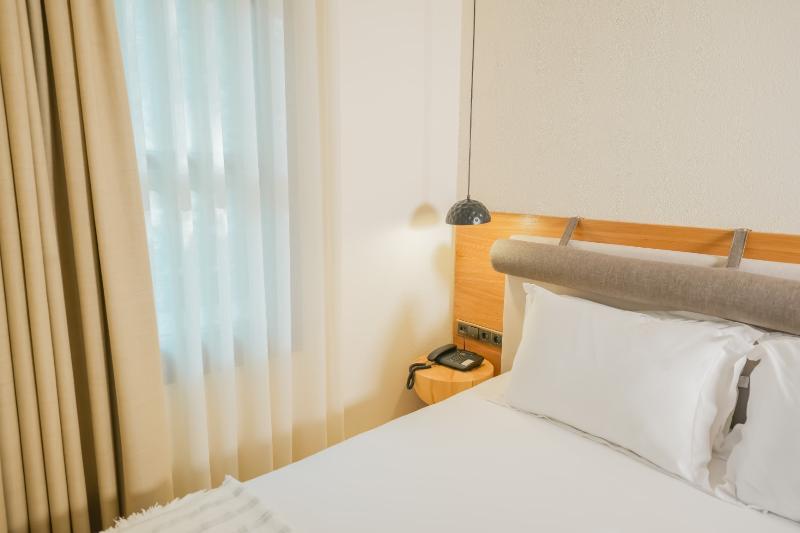 Nuup Hotel image
