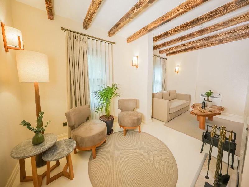 Nuup Hotel image