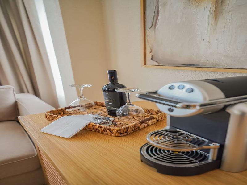 Nuup Hotel image