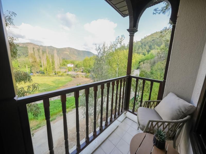 Nuup Hotel image