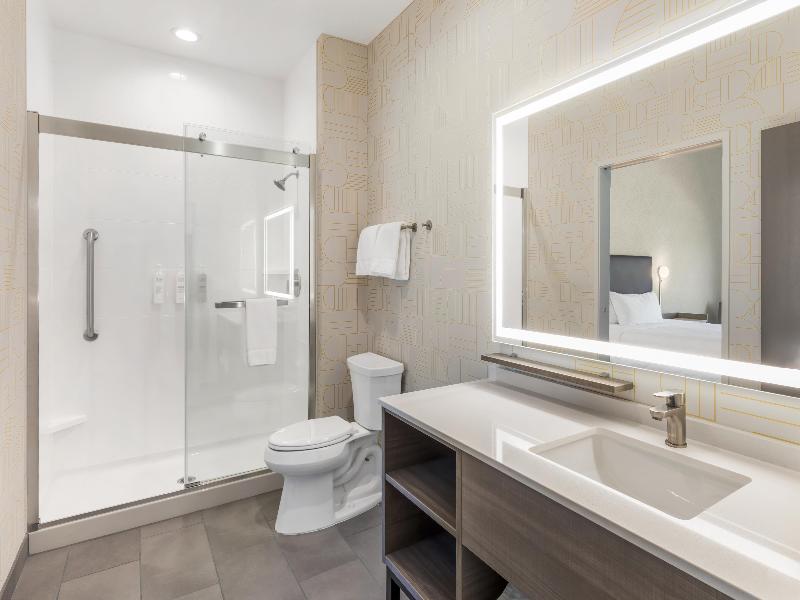 Home2 Suites by Hilton Calera image