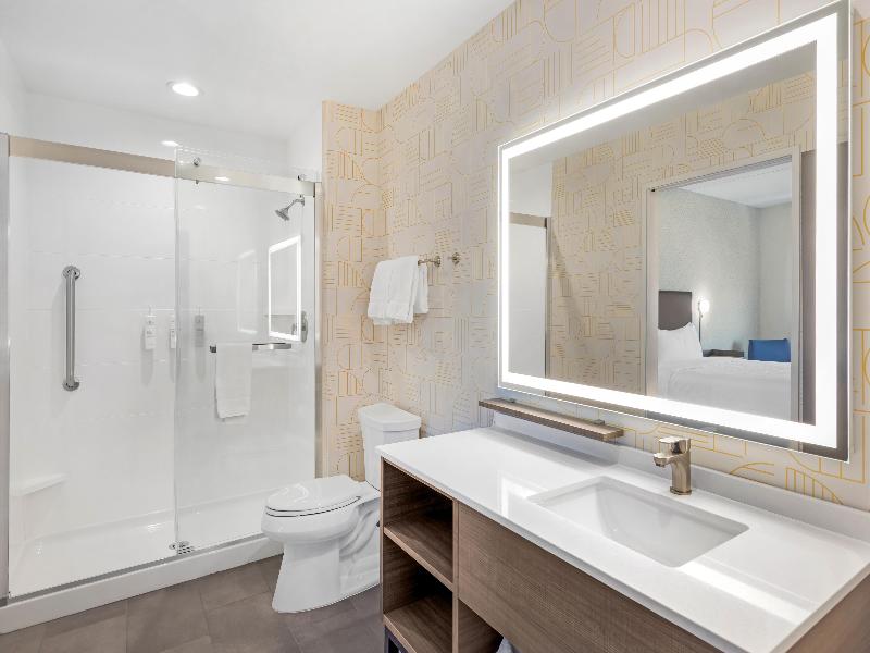 Home2 Suites by Hilton Calera image