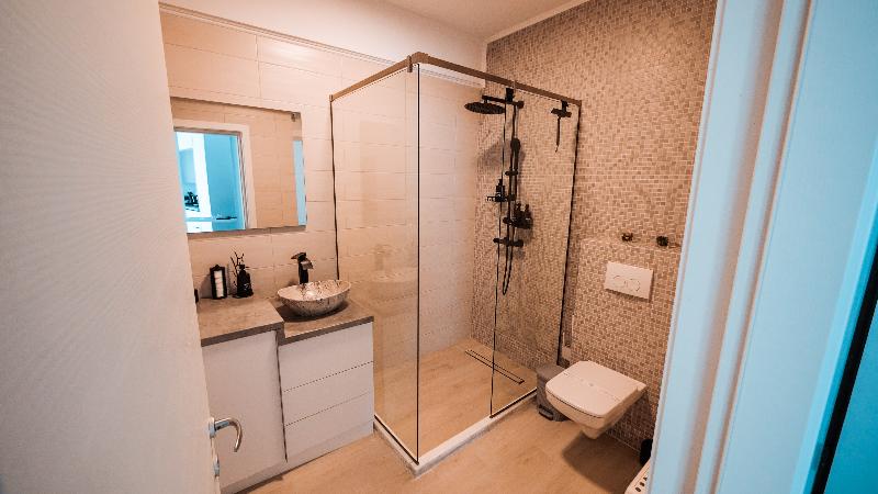 Wave 4 Apartments image