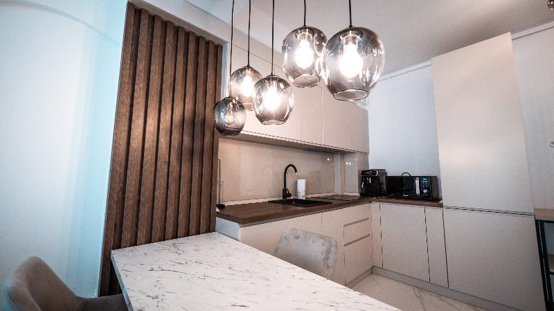 Wave 4 Apartments image