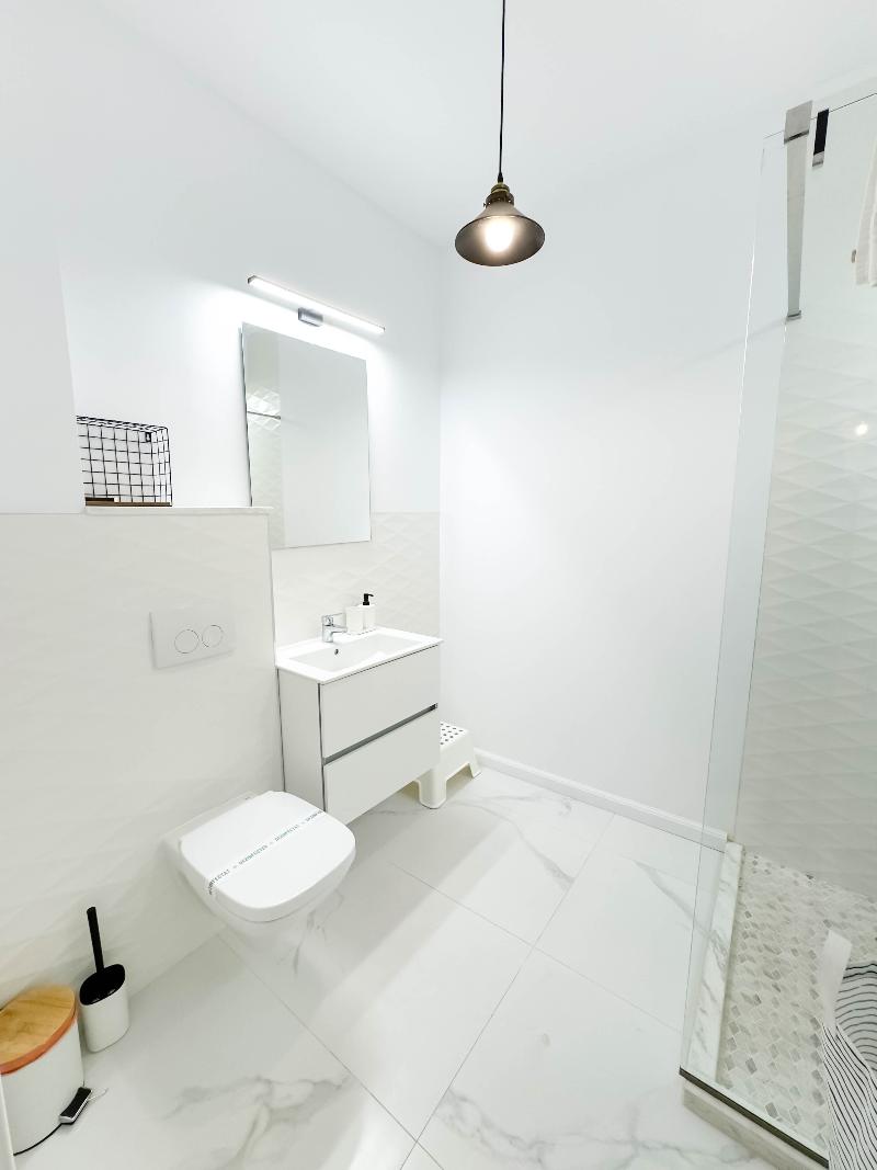 Wave 4 Apartments image