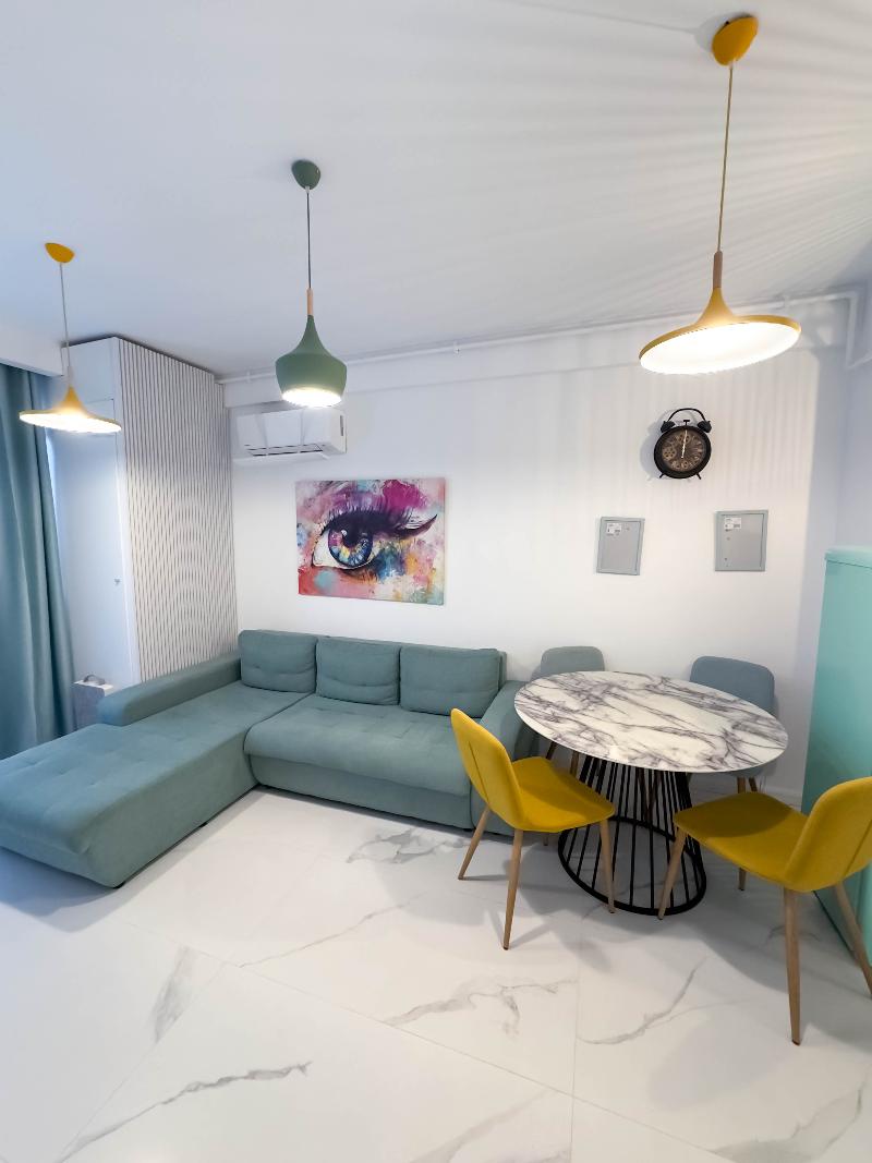 Wave 4 Apartments image