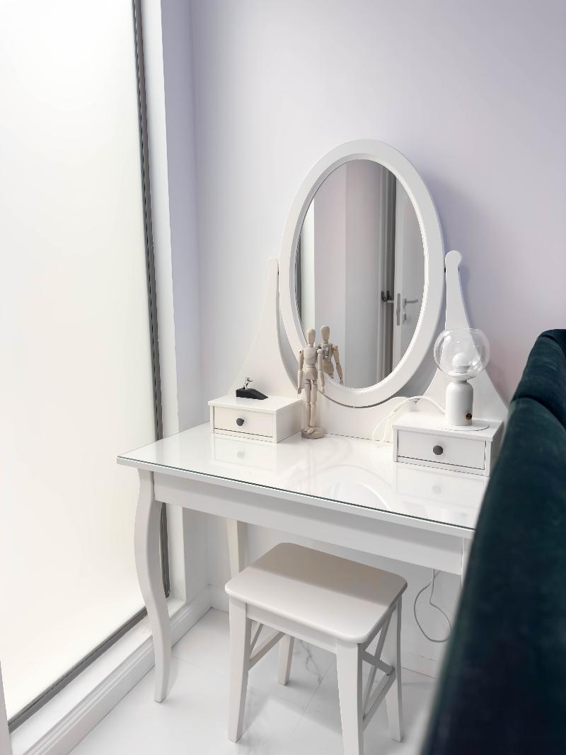 Wave 4 Apartments image