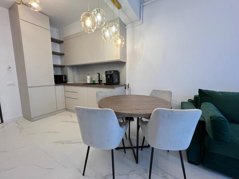 Wave 4 Apartments image