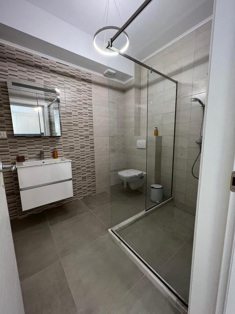 Wave 4 Apartments image
