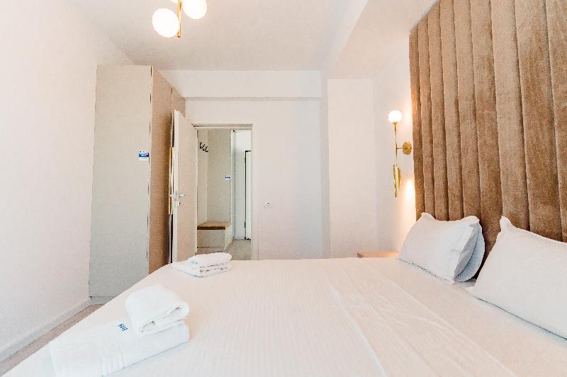 Wave 4 Apartments image