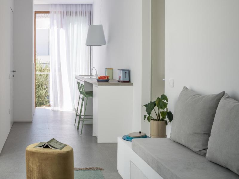 Villa Mimaze Minimalist Living
