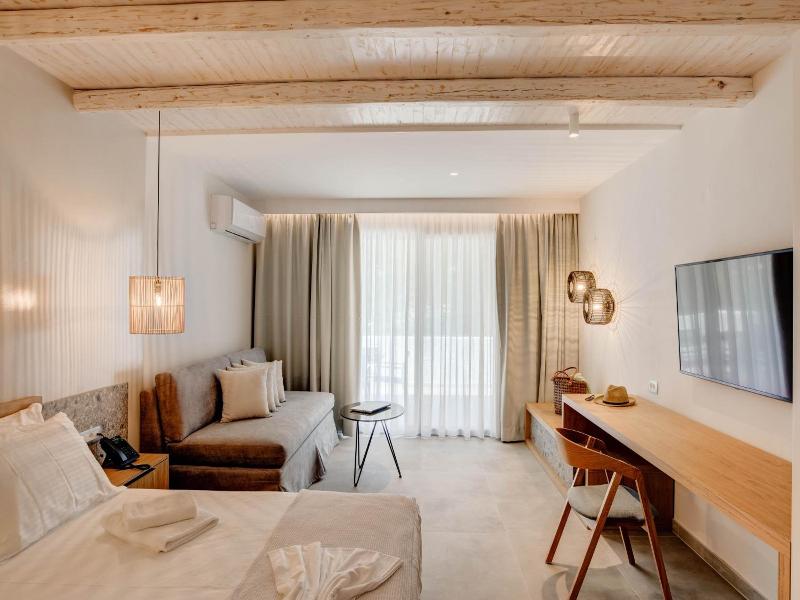 Alboro Seaside Suites image