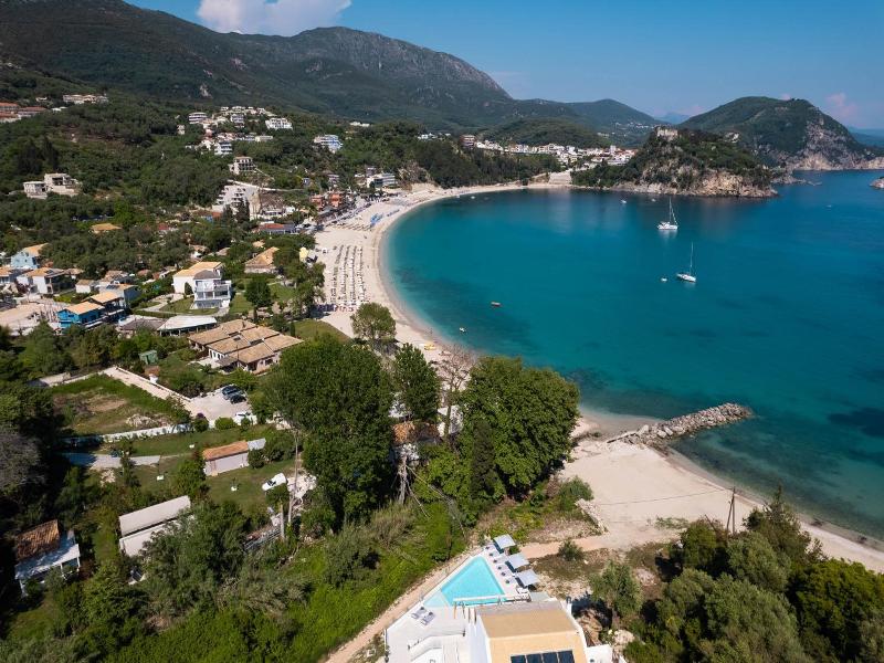 Alboro Seaside Suites image