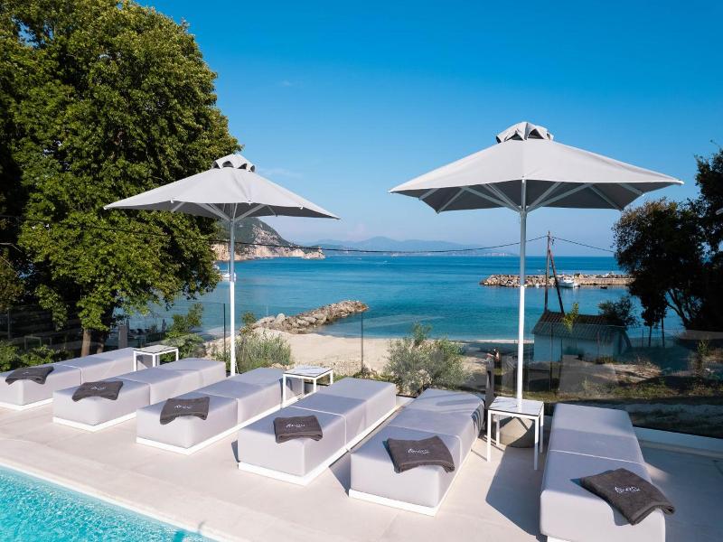 Alboro Seaside Suites image