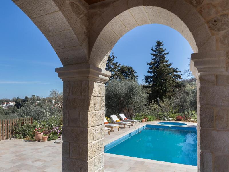 Vederi Estate image