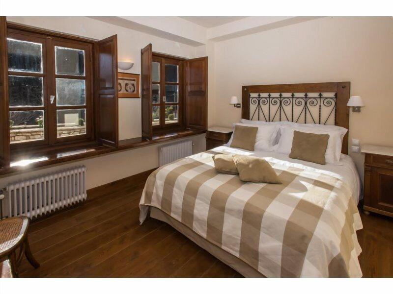 Epoches Luxury Suites image