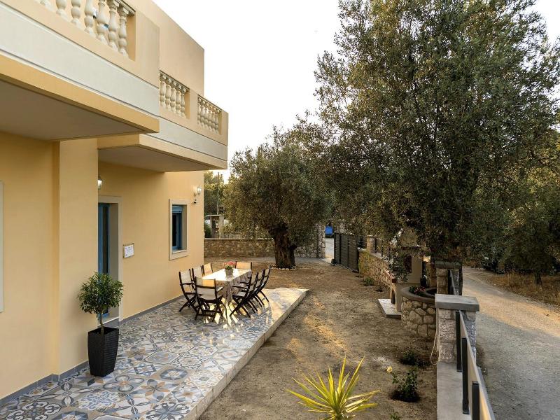 Lindos Luxury Retro Villas image