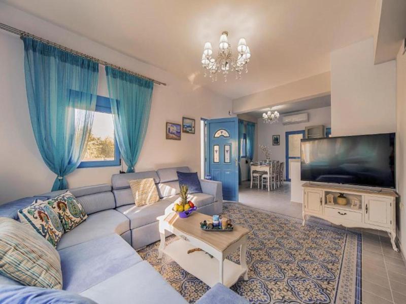 Lindos Luxury Retro Villas image