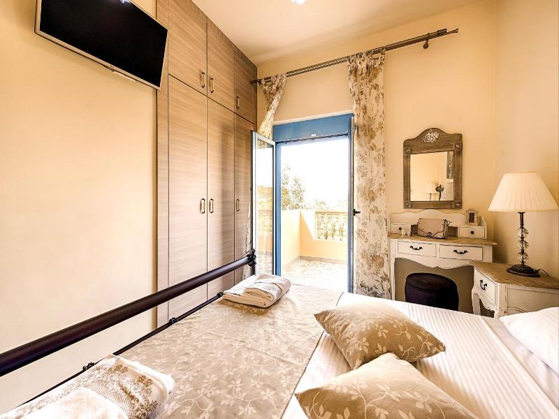 Lindos Luxury Retro Villas image