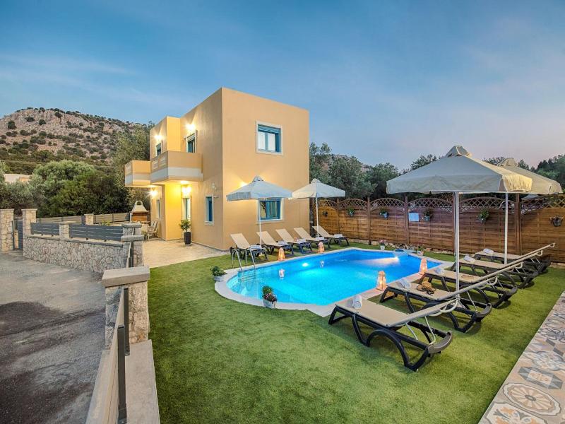 Lindos Luxury Retro Villas image
