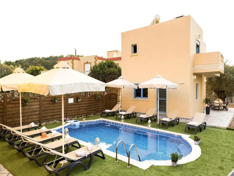 Lindos Luxury Retro Villas image