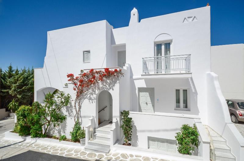 Naxos Evilion Luxury Apartments image