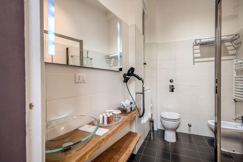 Suite Santa Tecla image